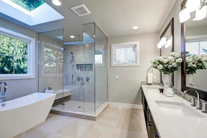 Luxury bathroom renovation in Toronto by Leo Constra